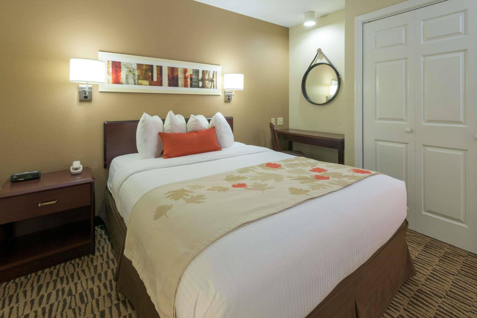 Mainstay Suites Hartford Meriden Eksteriør bilde