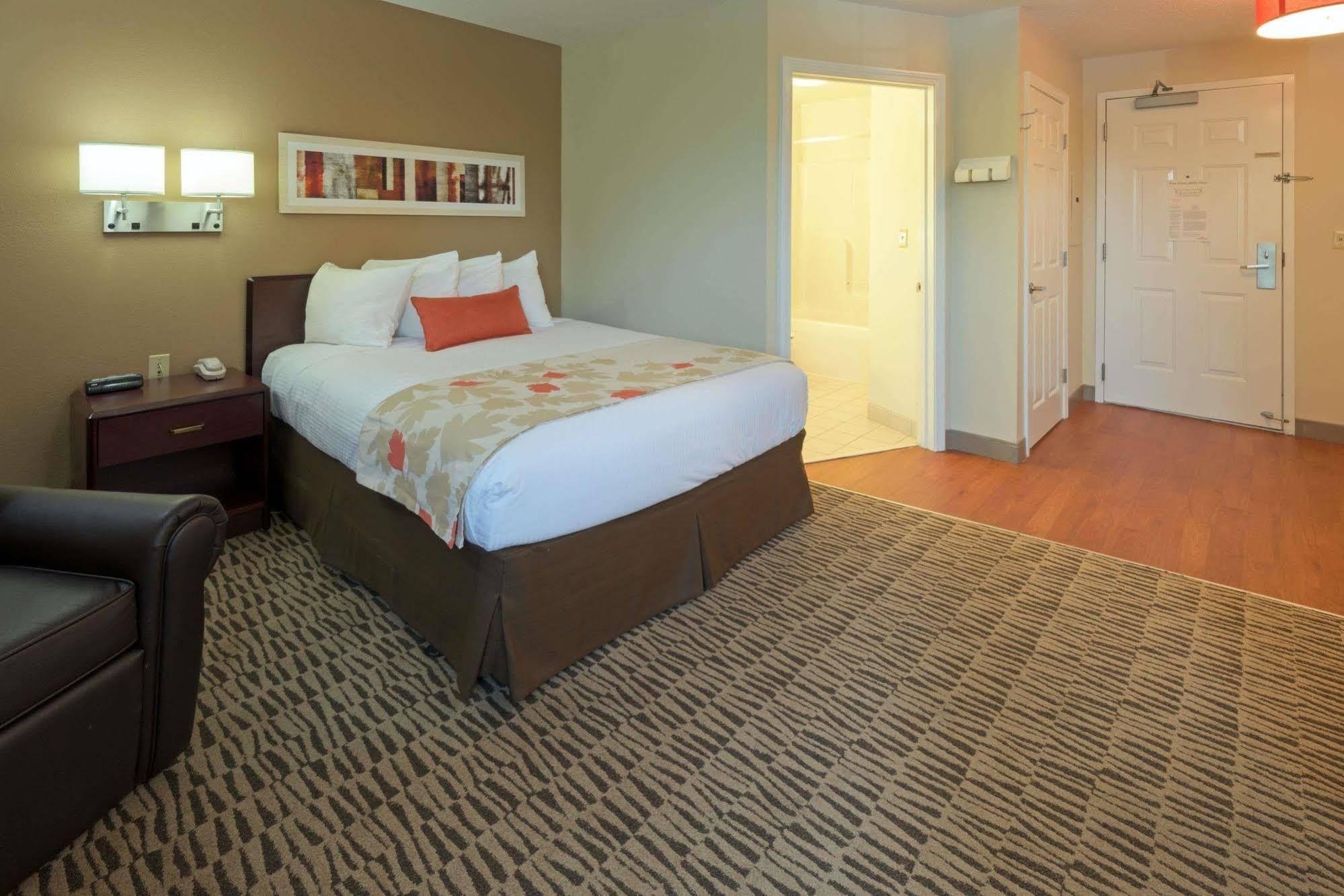 Mainstay Suites Hartford Meriden Eksteriør bilde