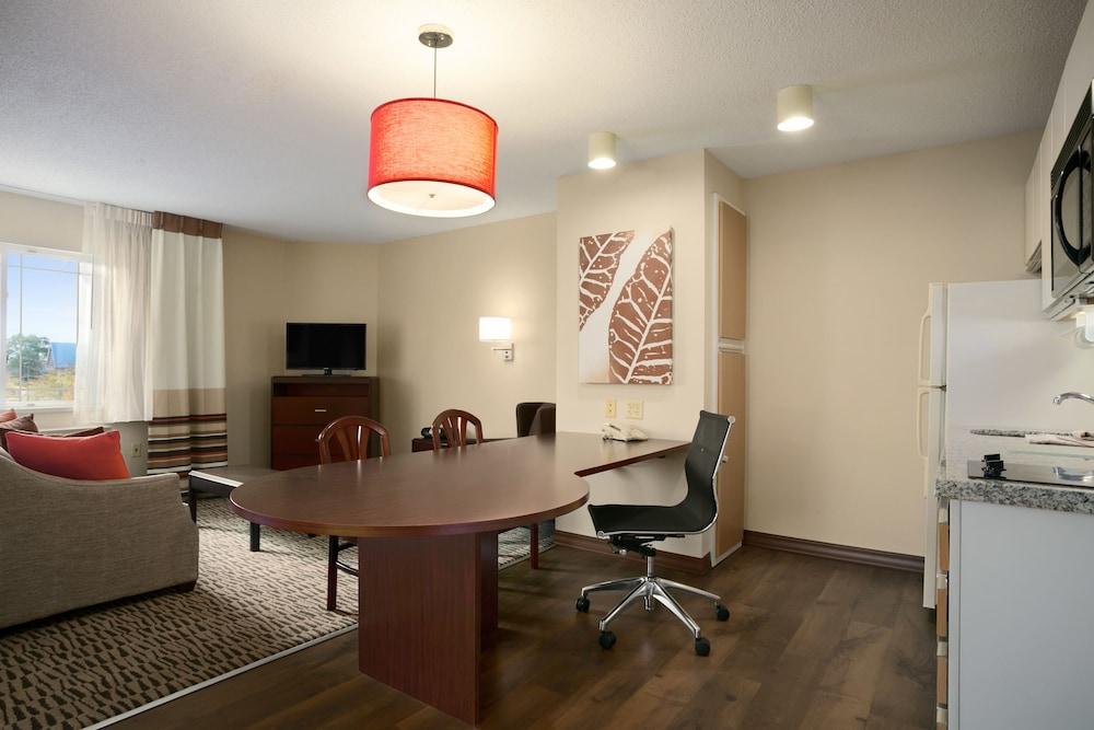 Mainstay Suites Hartford Meriden Eksteriør bilde