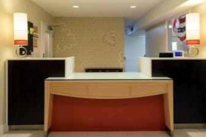 Mainstay Suites Hartford Meriden Eksteriør bilde